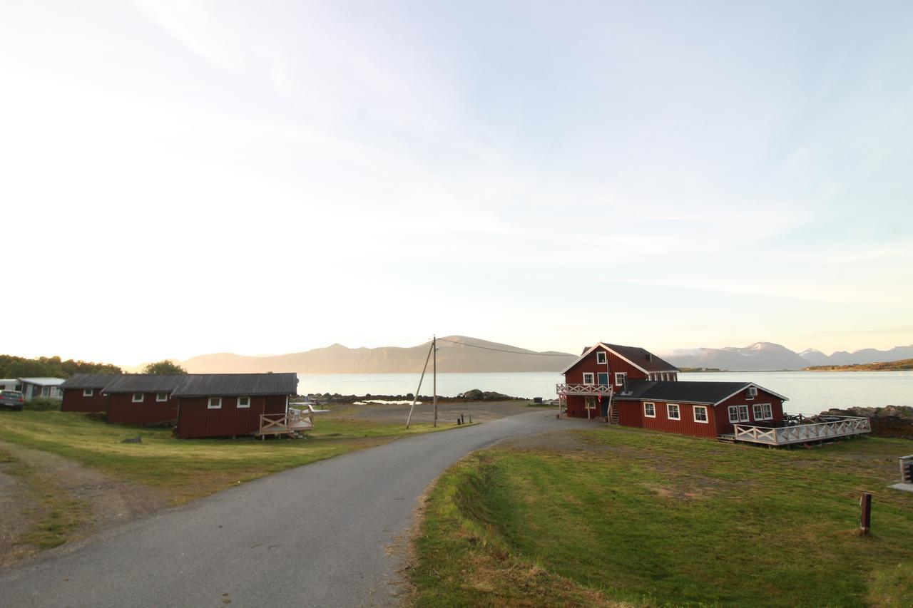 Alsvåg Toftenes Sjohuscamping מראה חיצוני תמונה
