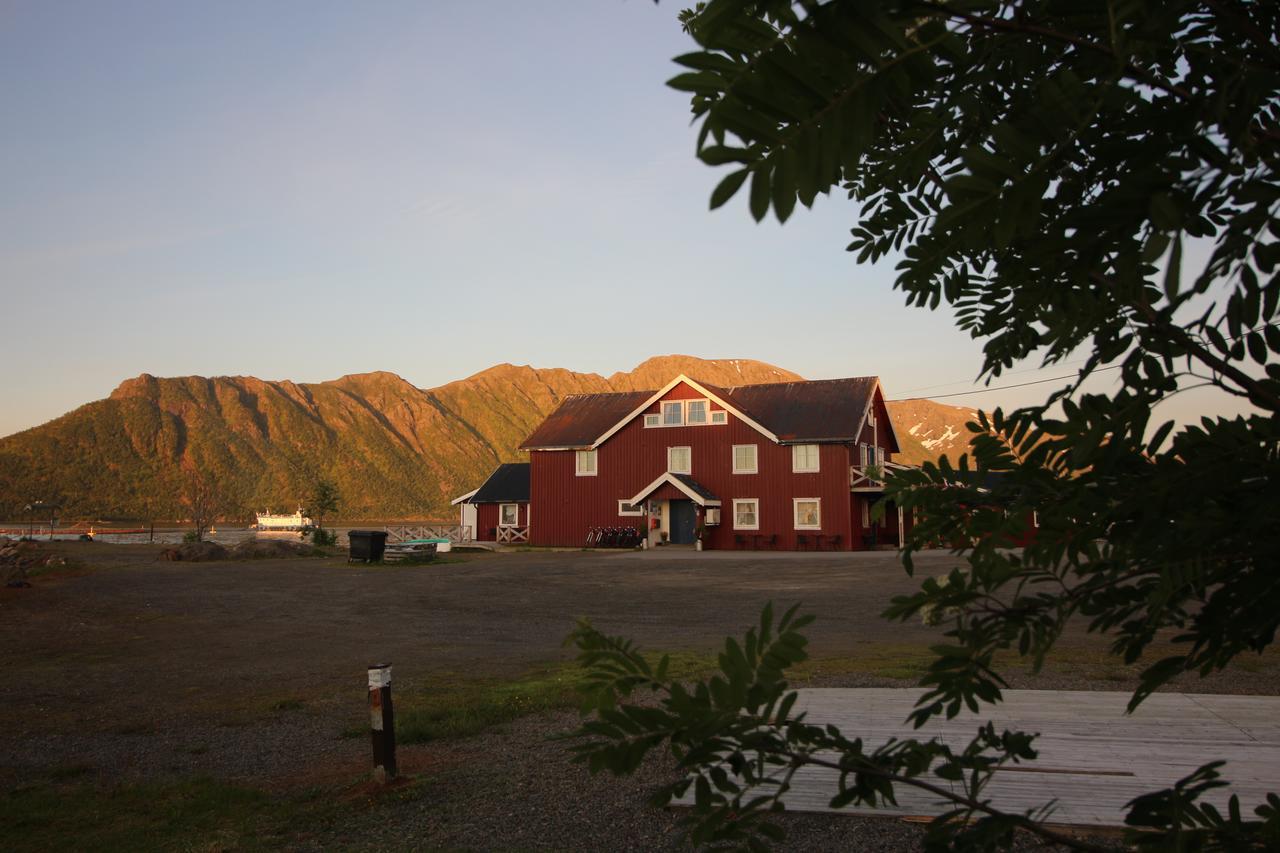 Alsvåg Toftenes Sjohuscamping מראה חיצוני תמונה