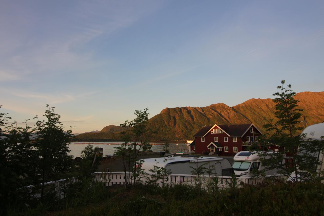 Alsvåg Toftenes Sjohuscamping מראה חיצוני תמונה